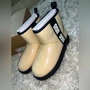 W Classic Clear Mini Uggs